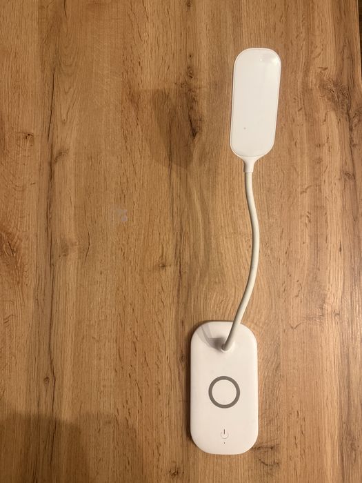 Lampă de birou Huawei cu încărcător wireless încorporat