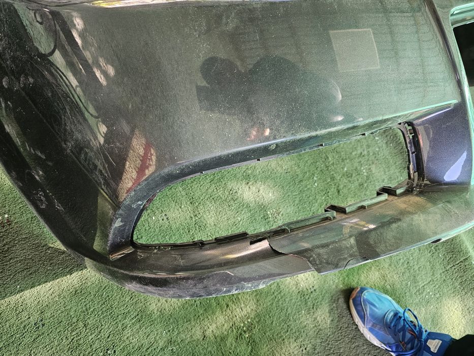 Срочно продаётся бампер NEXIA 3 мокрые асфальт.