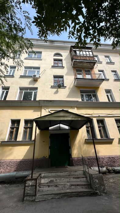 Продается 3 х комнатная квартира