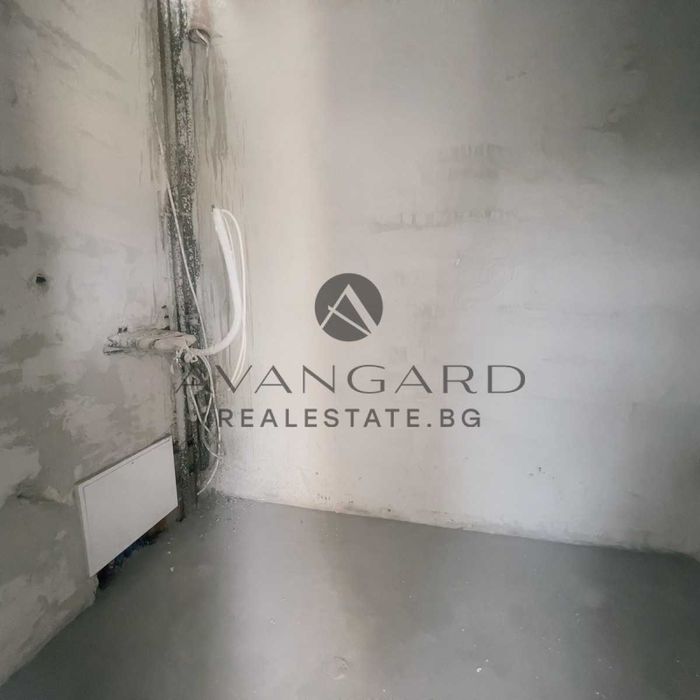 оф.14446 УНИКАЛНИ Къщи Първенец