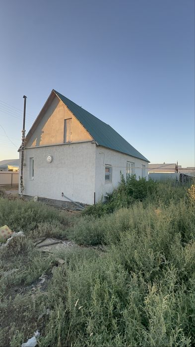 Продам дом в строительном