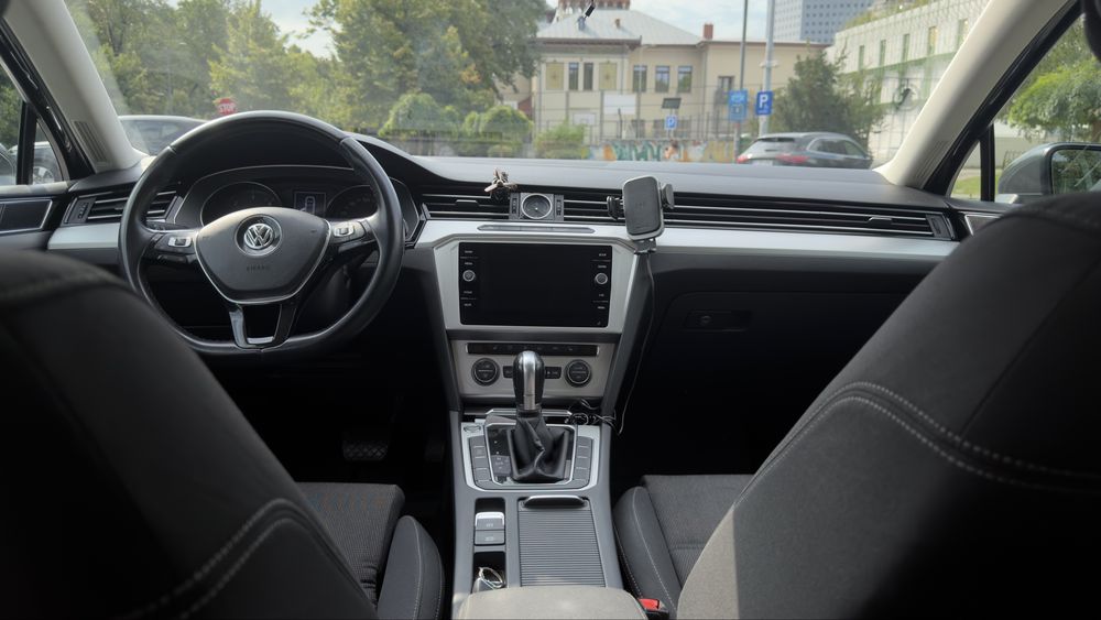VOLKSWAGEN Passat 2019 — imagine 2