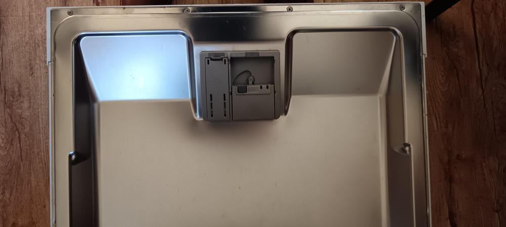 Vând mașină de spălat vase BOSCH