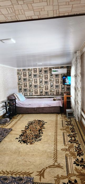 Xovli uy sotiladi Axangaran