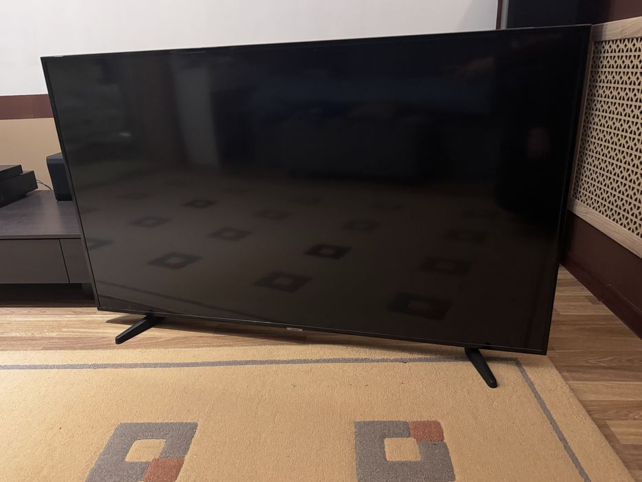 Телевизор Samsung 55"
