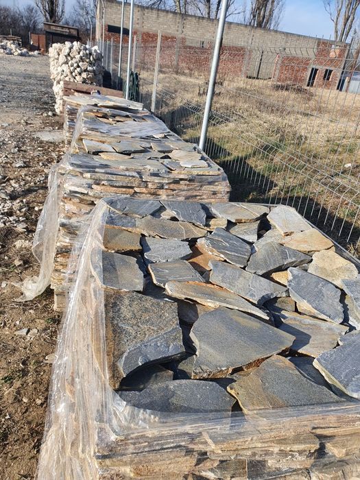 Piatra naturala cu montaj