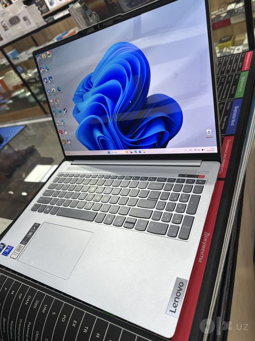 Lenovo Ideapad slim 5  Ultra7-155H/32GB/1TB/16 2.8K Oled