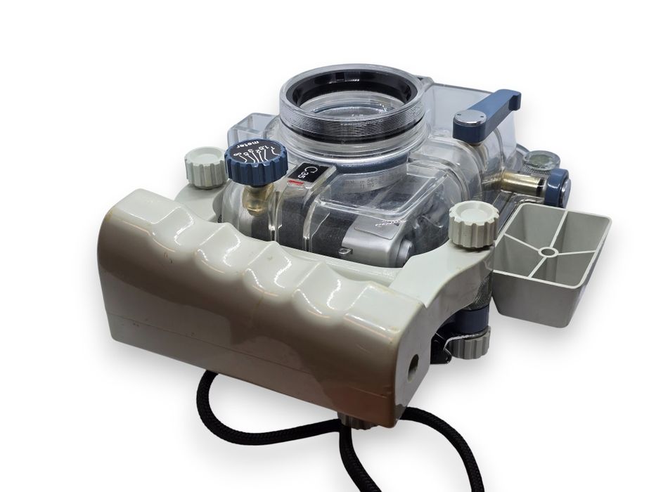 Raritate aparat foto Konica C35 Marine kit subacvatic