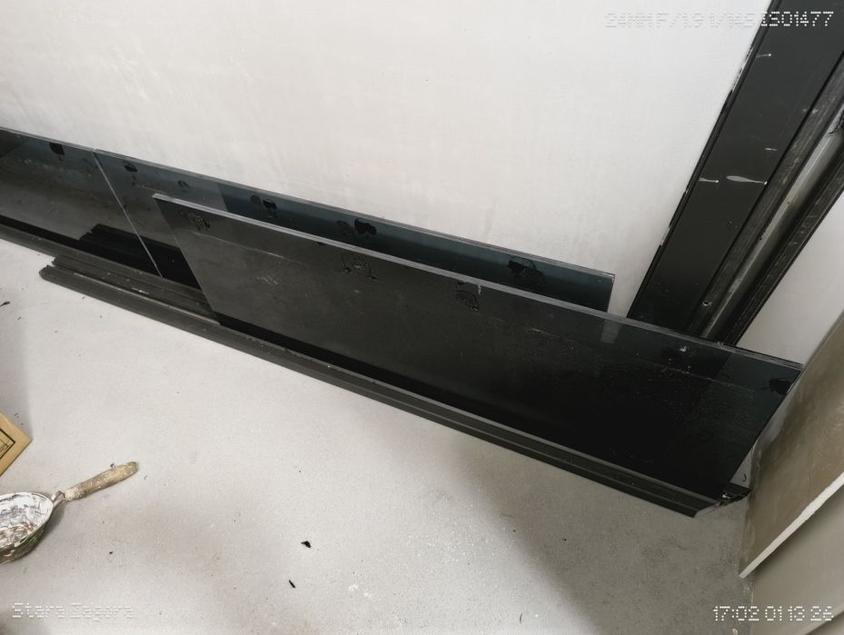 Алуминиев парапет за тераса  със стъкло