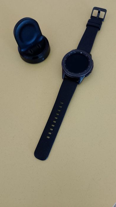 Почти като НОВ Samsung Galaxy Watch sm-r810