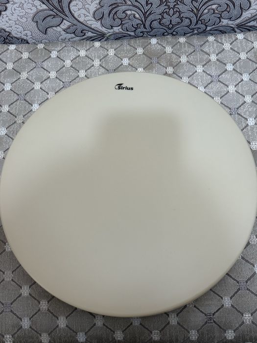 Продам люстру и led светильник