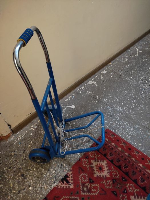 Грузовая тележка.