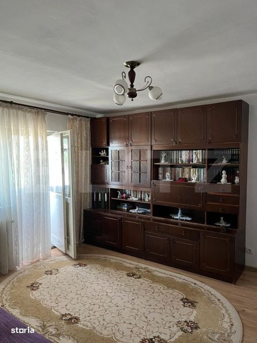 Apartament de vanzare, cu 3 camere, semidecomandat - in Vatra Dornei — fotografia 1