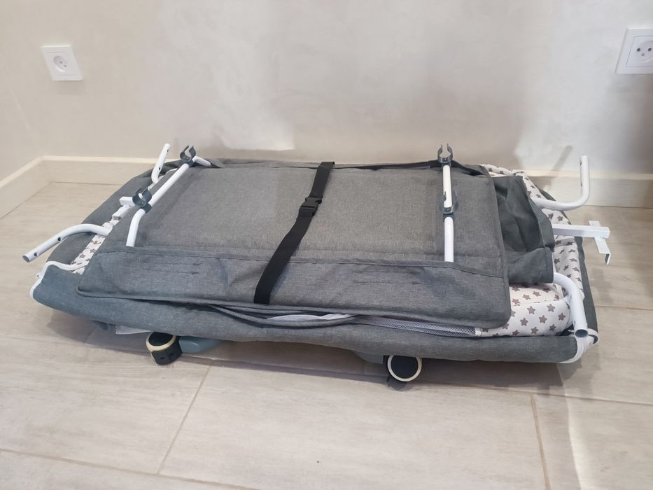 Детская кроватка, манеж