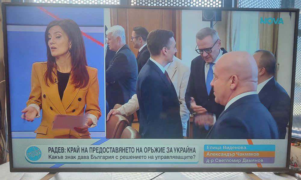 4K Smart LED TV SHARP 65" Перфектен. Без скрити проблеми.