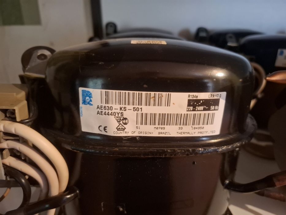 Продам б/у оригинал компрессора на х/о!