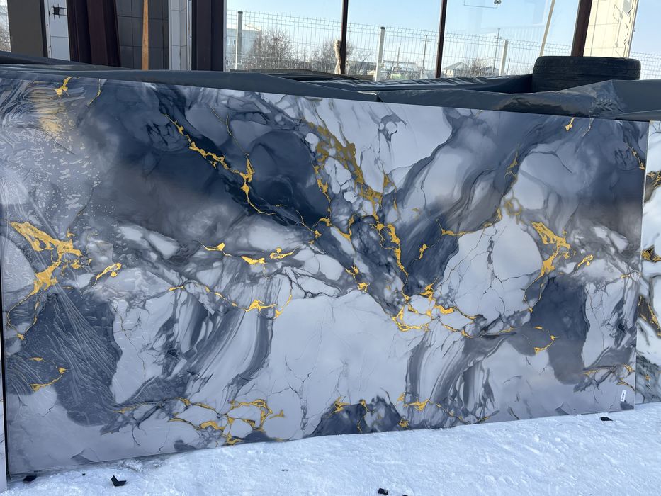 Placi decorative din  PVC aspect marmura.