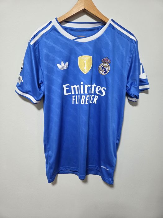 Оригинален трети екип на Реал Мадрид сезон 25/26