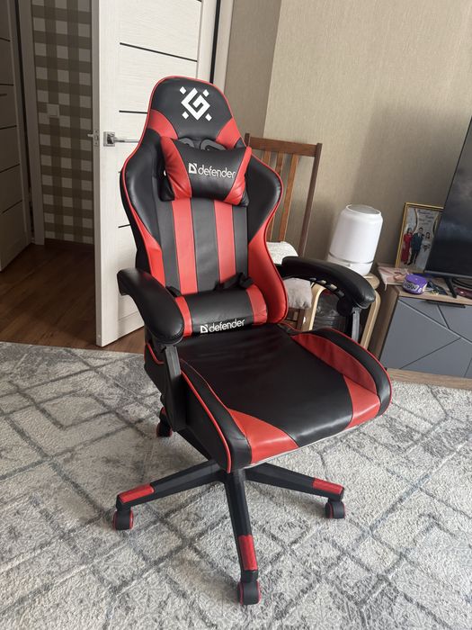 Продам кресло игровое