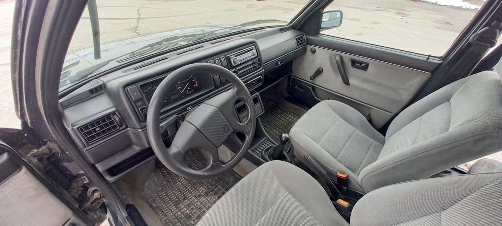 Volkswagen Golf 2/ 1.6 75hp