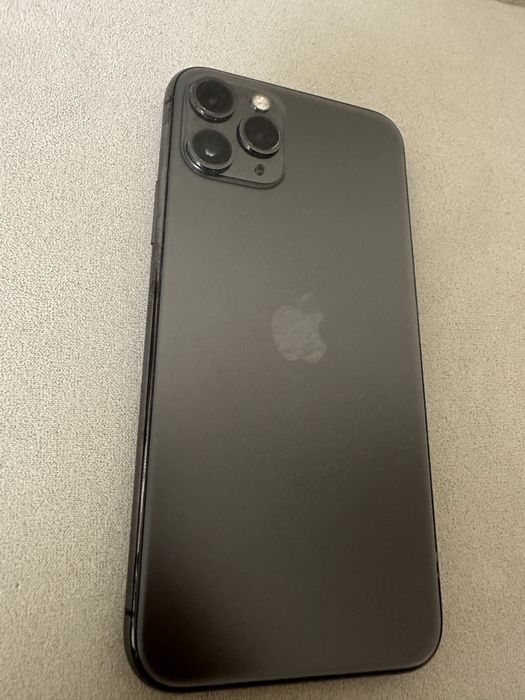 Продам Iphone 11 pro 64 gd