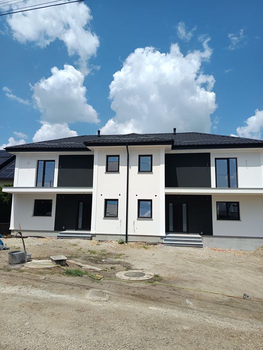 De vânzare duplex Ipotești 137000 euro