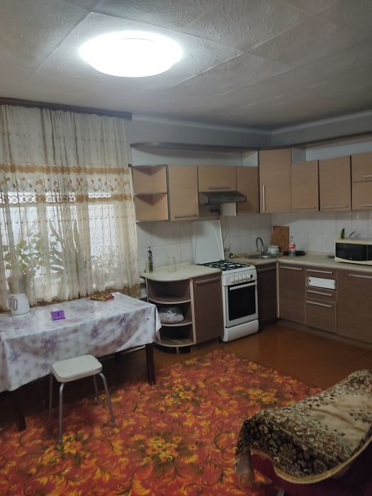 Дом в районе инкубатора