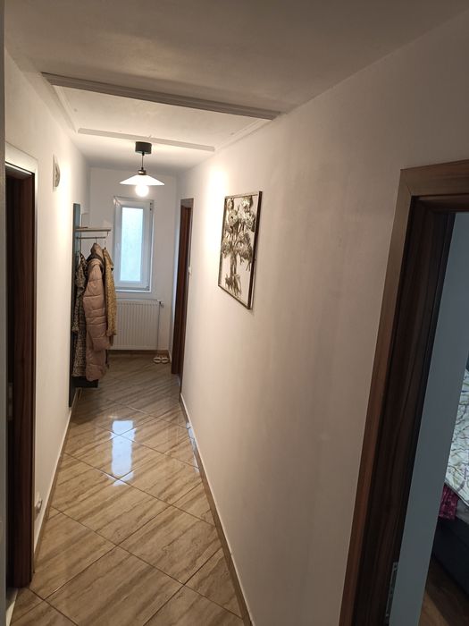 Casa 185 m2(BECI 33 MP / GARAJ) / Spatiu com. ,sat Hilita / Costuleni