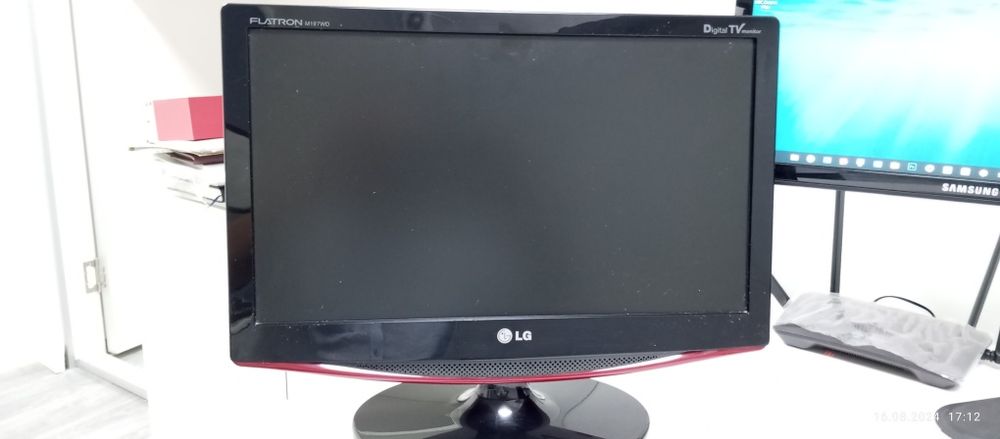 Телевизор, монитор