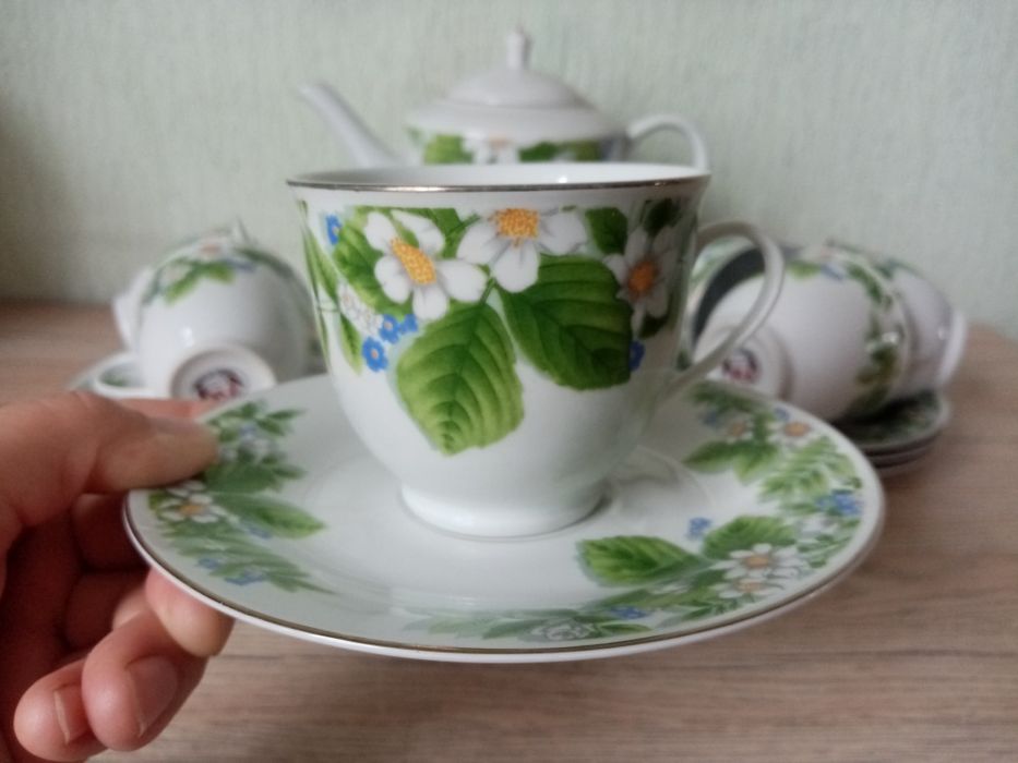 Чайный сервиз. На 6 персон