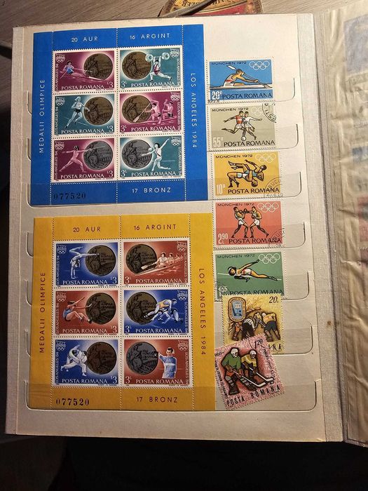 Vand album timbre. Negociabil .