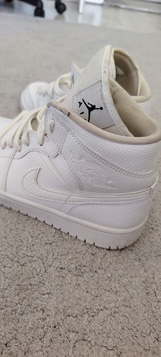 Ghete Air Jordan 1 Mid BQ6472-110 Femei Alb Nr. 40.5