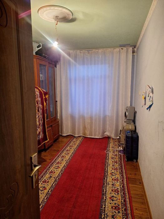 Eski votstroydan 6 sotix 8 xonali shinamgina hovli