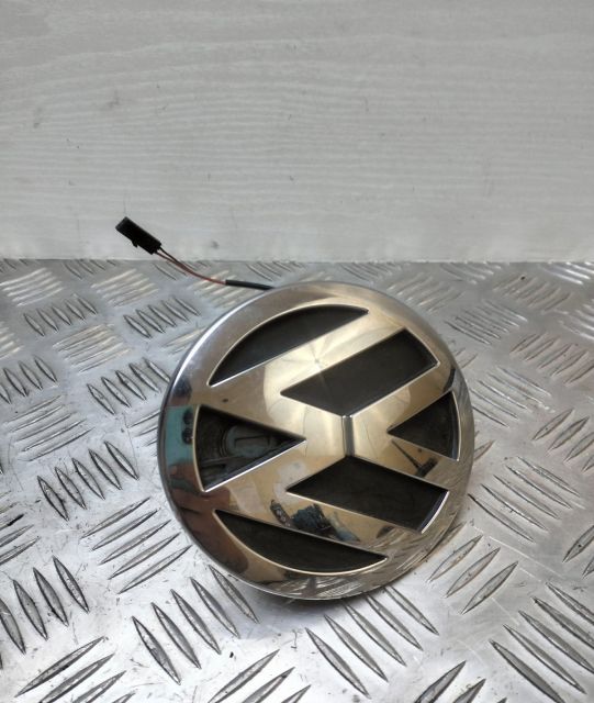 Emblemă portbagaj   Emblema VW 3d5827469 Volkswagen VW Phaeton prima