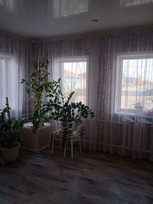 Продам дом. Бревенчатые.в рабочем поселке