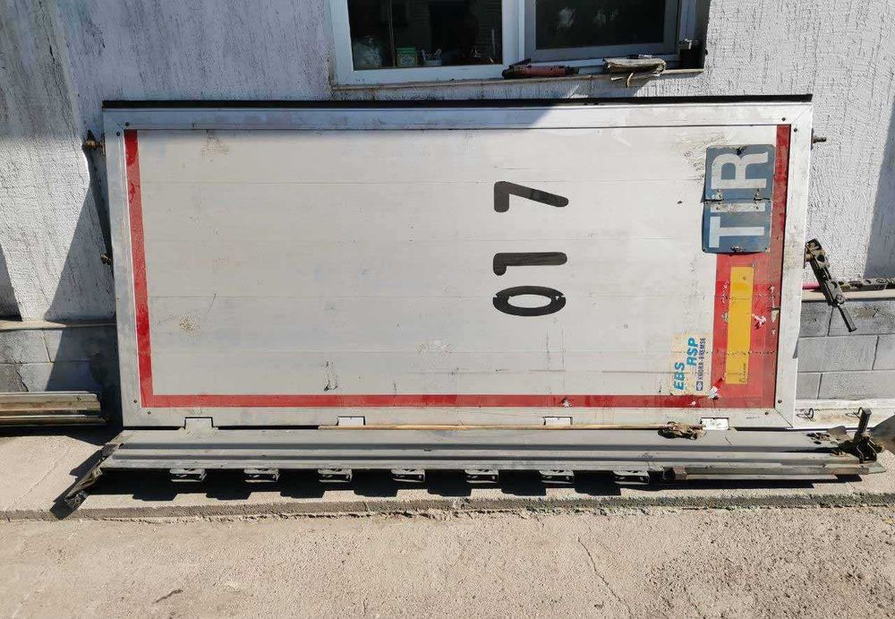 Дверь для прицепа (комплект)