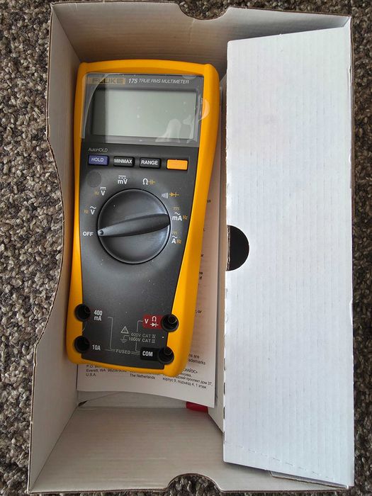 Fluke 175 True RMS Multimeter