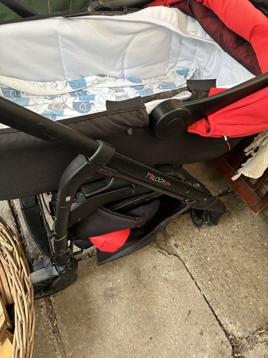 Caruciir bebe bine pastrat