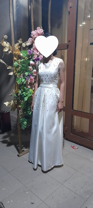 Платье ( жемчужина )