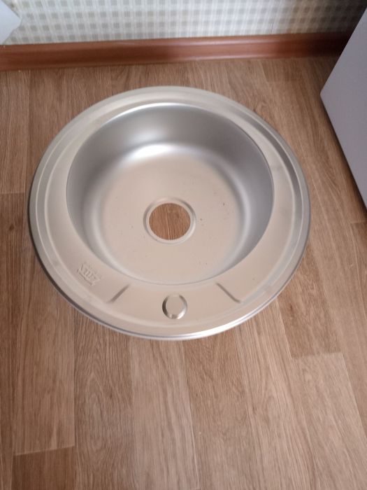 Продам куханную раковину