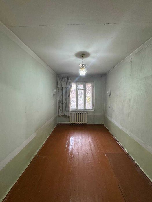 Продается 2х комнатная 1 этаж Гагарина 51 школа (77 серия)