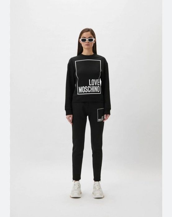 Суитшърт  Love Moschino Размер L