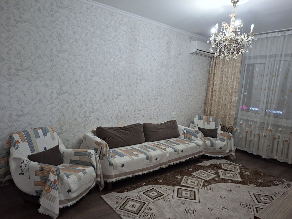 Диван и два кресла