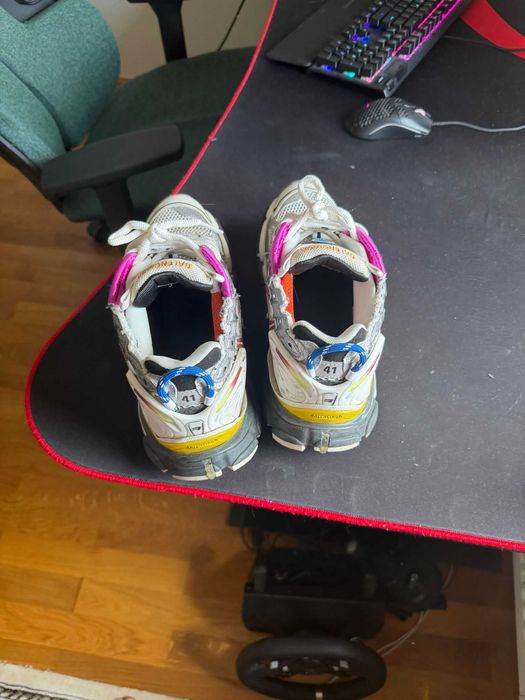 balenciaga runner