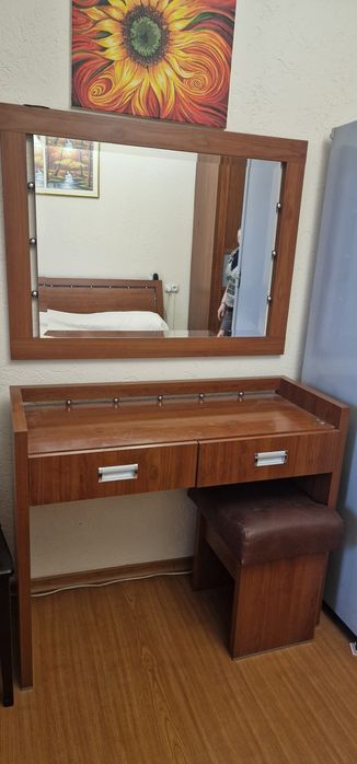 Продам   спальню