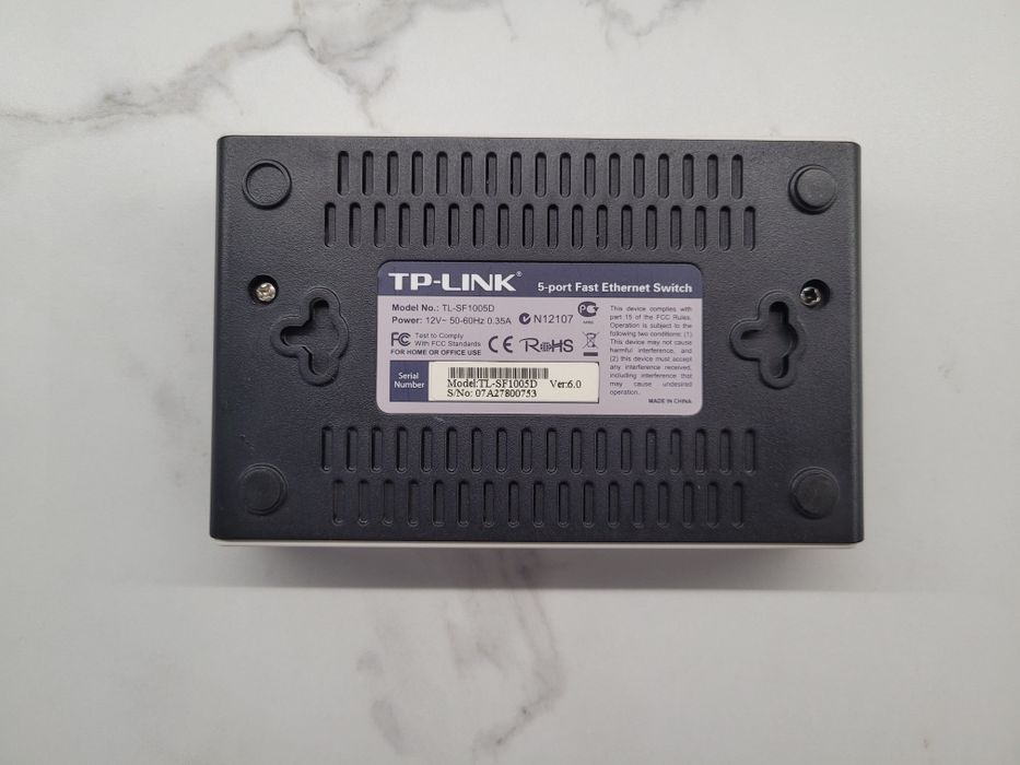 Switch Fast Ethernet TP-Link