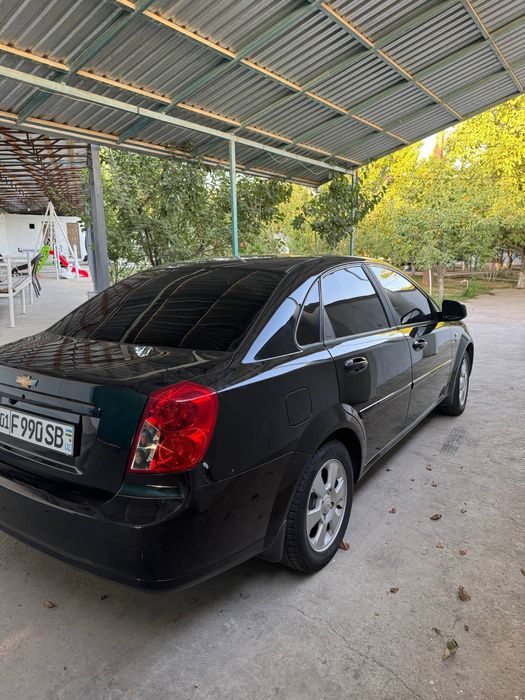Gentra 2022 Qora avtomat