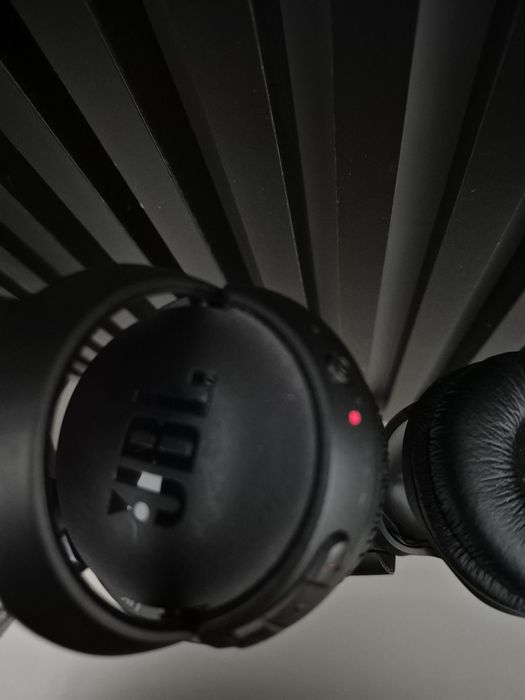 Casti JBL tune handsfree