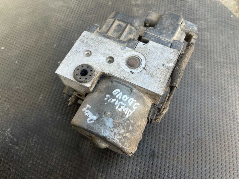 ABS модул Toyota Avensis 2.0D4D T25