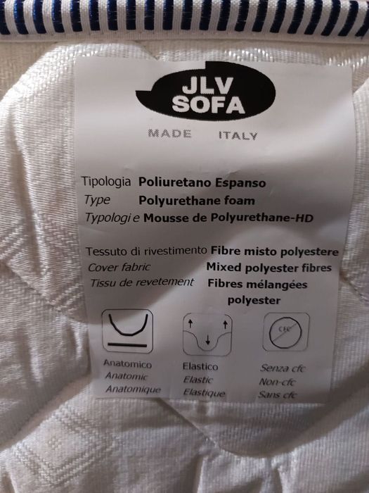 Отдaм дapoм диван